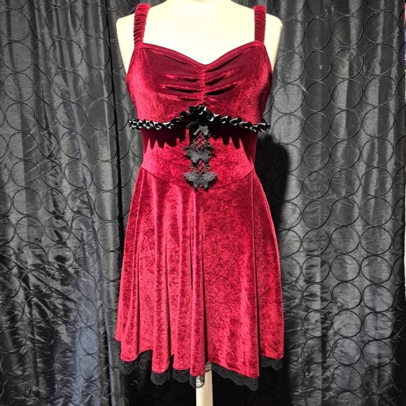 Velvet Red Dress with Black Lace Detail - Picture 1 of 5